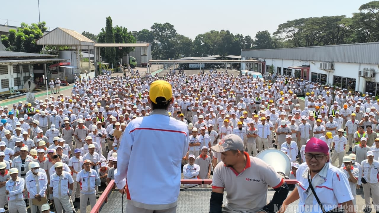 Mogok Kerja: Senjata Terakhir Kaum Buruh yang Paling Ditakuti Pengusaha