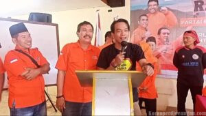Permenaker Baru tentang Alih Daya Seolah Memaksa Buruh Romantis Pada Kecemasan