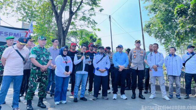 Bupati Mojokerto Gus Bara Janji Perluas Lapangan Kerja di Momentum May Day 2026