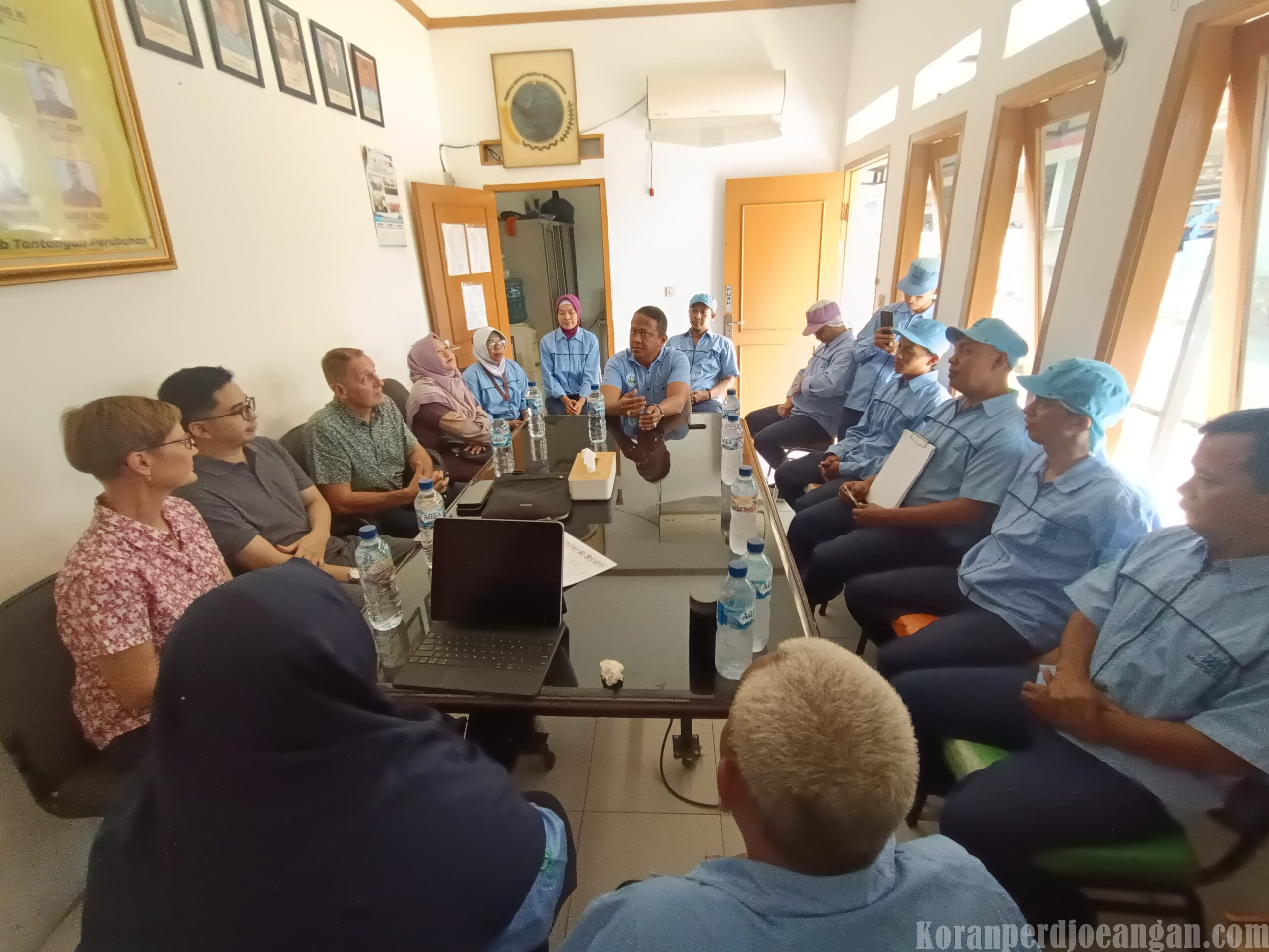 Kebebasan Berserikat dan Hubungan Industrial Alasan Kunjungan SASK Finlandia ke PUK FSPMI PT Marsol Abadi Indonesia