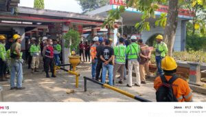 Buruh Tuban Hadapi Ketidakpastian Pasca May Day, ID Card Dinonaktifkan Pekerja Tidak Bisa Masuk Area Pabrik