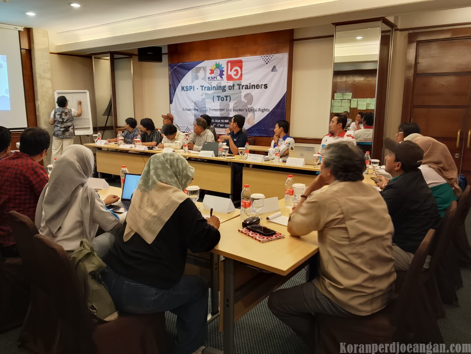 Hari Kedua ToT KSPI: Peserta Antusias Ikuti Materi Interaktif