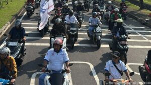 Buruh Kawasan EJIP Konvoi Keliling Kawasan, Gabung Aliansi BBM Menuju Pemda Kabupaten Bekasi