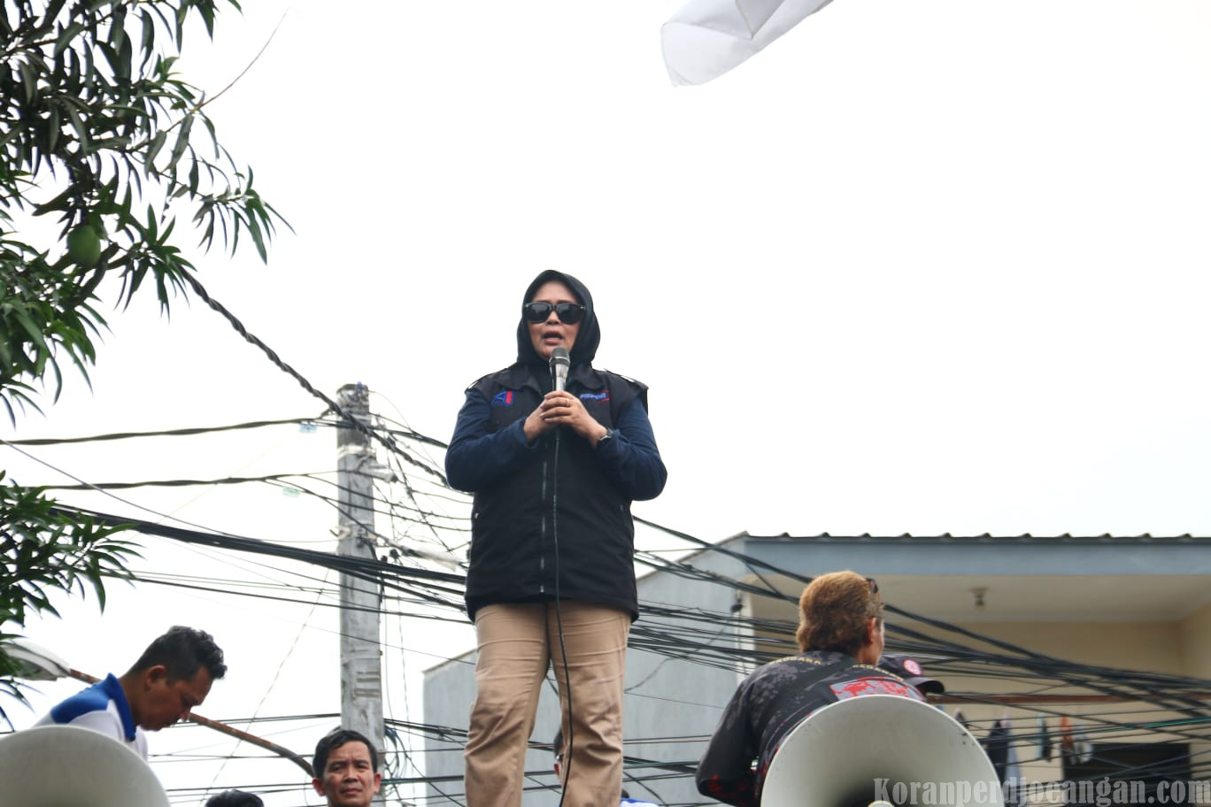 Unjuk Rasa Buruh Bongkar Dugaan Pelanggaran di PT Immortal Cosmedika Indonesia