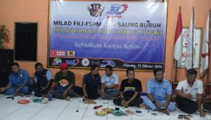 Guna Maksimalkan Penggunaan Saung Buruh, Pengurus FKJ FSPMI Lengkapi Fasilitas