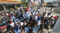 FSPMI PT Indomarco Prismatama Cabang Jombang Gelar Aksi Solidaritas di Depan Gerbang DC Indomaret FSPMI PT Indomarco Prismatama Cabang Jombang Gelar Aksi Solidaritas di Depan Gerbang DC Indomaret