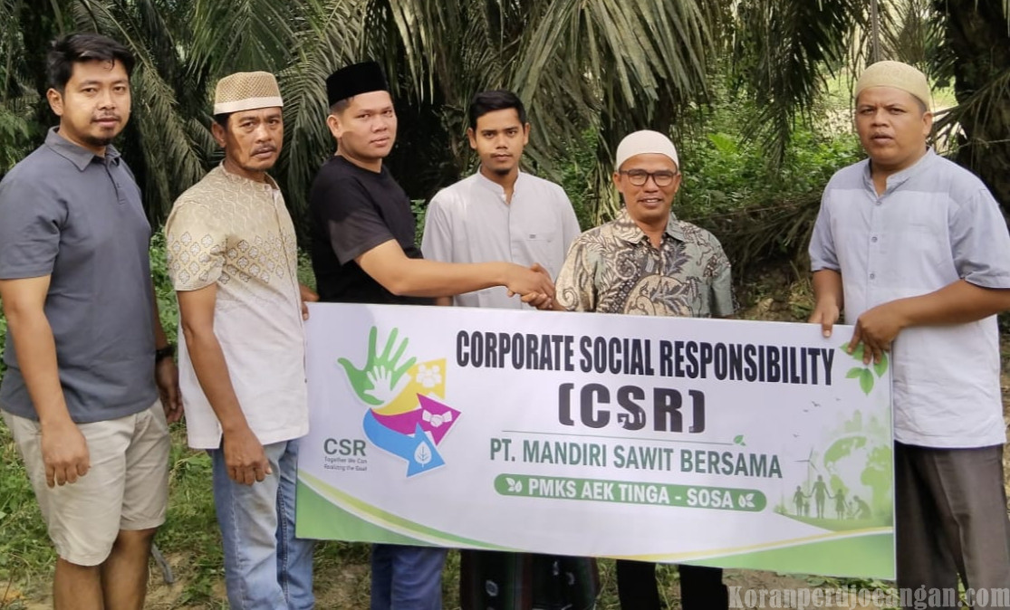 PT. MSB Aek Tinga Sembelih 2 Ekor Hewan Kurban