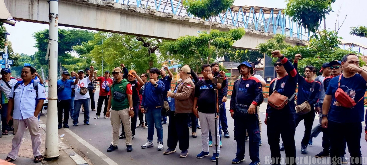Sembilan kali Persidangan Gugatan terhadap FSPMI, Serikat Pekerja PT Hino Motors Manufacturing Indonesia Selalu Hadir