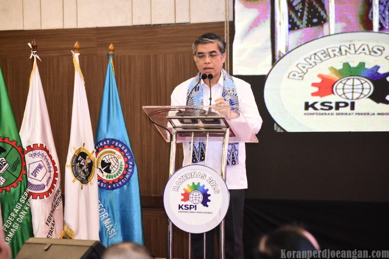 Redam Badai PHK, Menaker Yassierli Gandeng KSPI Perkuat Dialog Bipartit di Rakernas 2026
