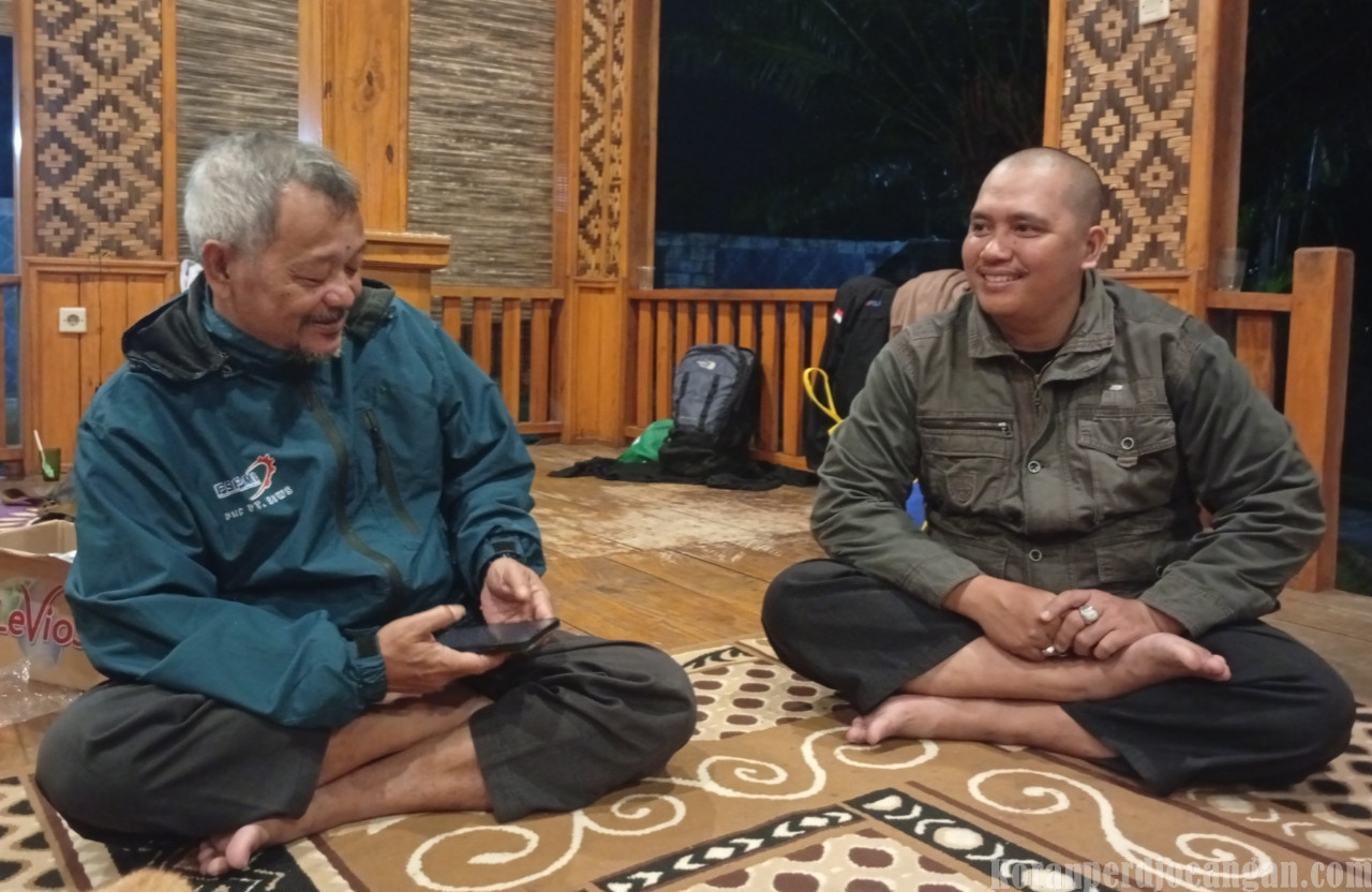 Sekretaris Serikat Pekerja PT Indopoly Bahas Strategi Tingkatkan Kesejahteraan Anggota Dengan Ketua FSPMI Purwakarta