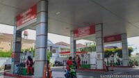 Kenaikan Harga Pertamax Jadi Beban Baru Pekerja Harian dan Ojol Kenaikan Harga Pertamax Jadi Beban Baru Pekerja Harian dan Ojol