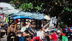 Pesangon Tak Kunjung Dibayar, Eks Buruh Firna Glass Bertahan di Tenda Perjuangan Sejak 2018