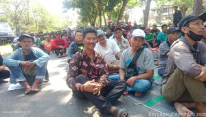 Ratusan Pekerja PT Pakerin Geruduk Mess Perusahaan, Tuntut Pembayaran Upah dan THR yang Tertahan