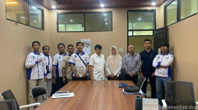 Perjuangkan Hak Pensiun Karyawan, PUK SPLP FSPMI PT Dong Il Metal Indonesia Mediasi ke Disnaker Bekasi