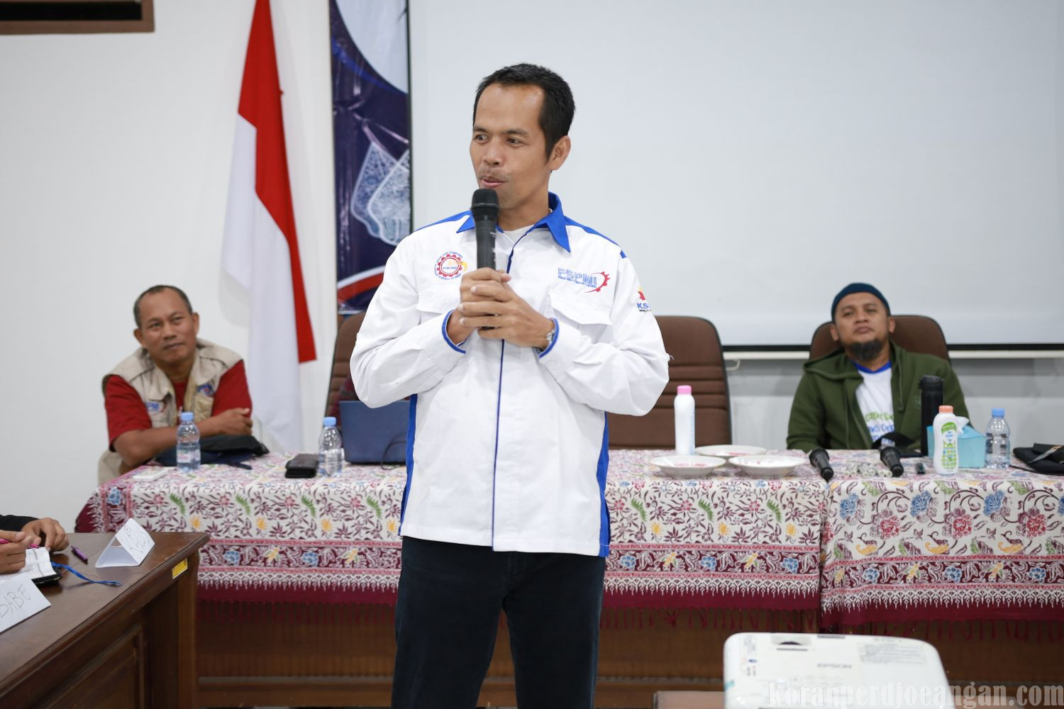 Sekum PP SPAMK FSPMI Tekankan Peran Strategis Fasilitator dalam Training of Facilitator di Bandungan