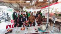 JARETA Depok dan Asosiasi Ojol Tangguh Edukasi Pentingnya Memilih Pemimpin Amanah, Salurkan Bantuan Minyak Goreng