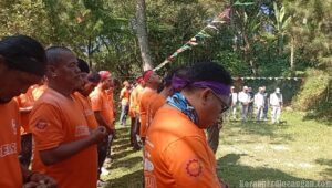 Abdul dan Yana Mengiringi LDK Serikat FSPMI PT Hino Lewat Lantunan Doa