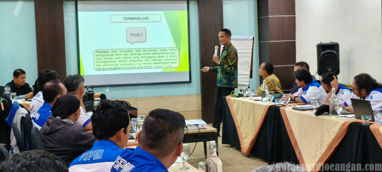 Biar Tak Gampang Patah di Meja Perundingan PKB, KSPI Bekali Pengurus Serikat Pekerja Teknik Negosiasi