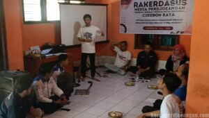Pimpinan Cabang SPAI FSPMI Cirebon Raya Dorong Media Perdjoeangan Berinovasi Hadapi Perkembangan Zaman