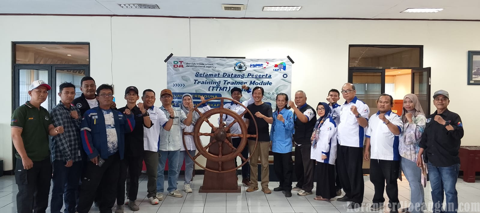 TTM 1 Batch 2: Dimas Bawakan Materi Kebebasan Berserikat di PT DOK dan Perkapalan Kodja Bahari