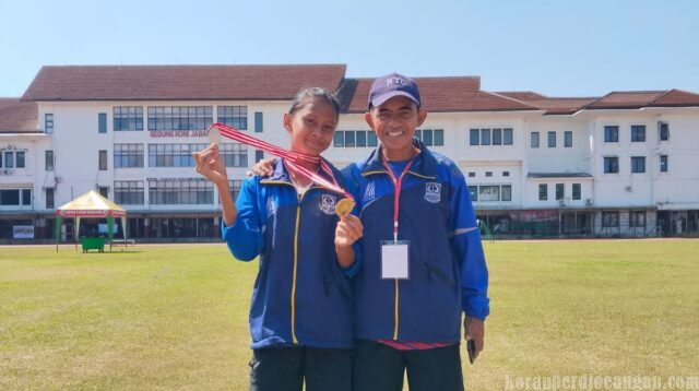 Alysa Apriliana Siswa SDN Palumbon Sari 3 Karawang Raih Emas O2SN Jabar 2026 Cabang Atletik SD