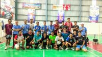 Dua Serikat Pekerja FSPMI Gelar Laga Persahabatan Badminton dan Voli Dua Serikat Pekerja FSPMI Gelar Laga Persahabatan Badminton dan Voli