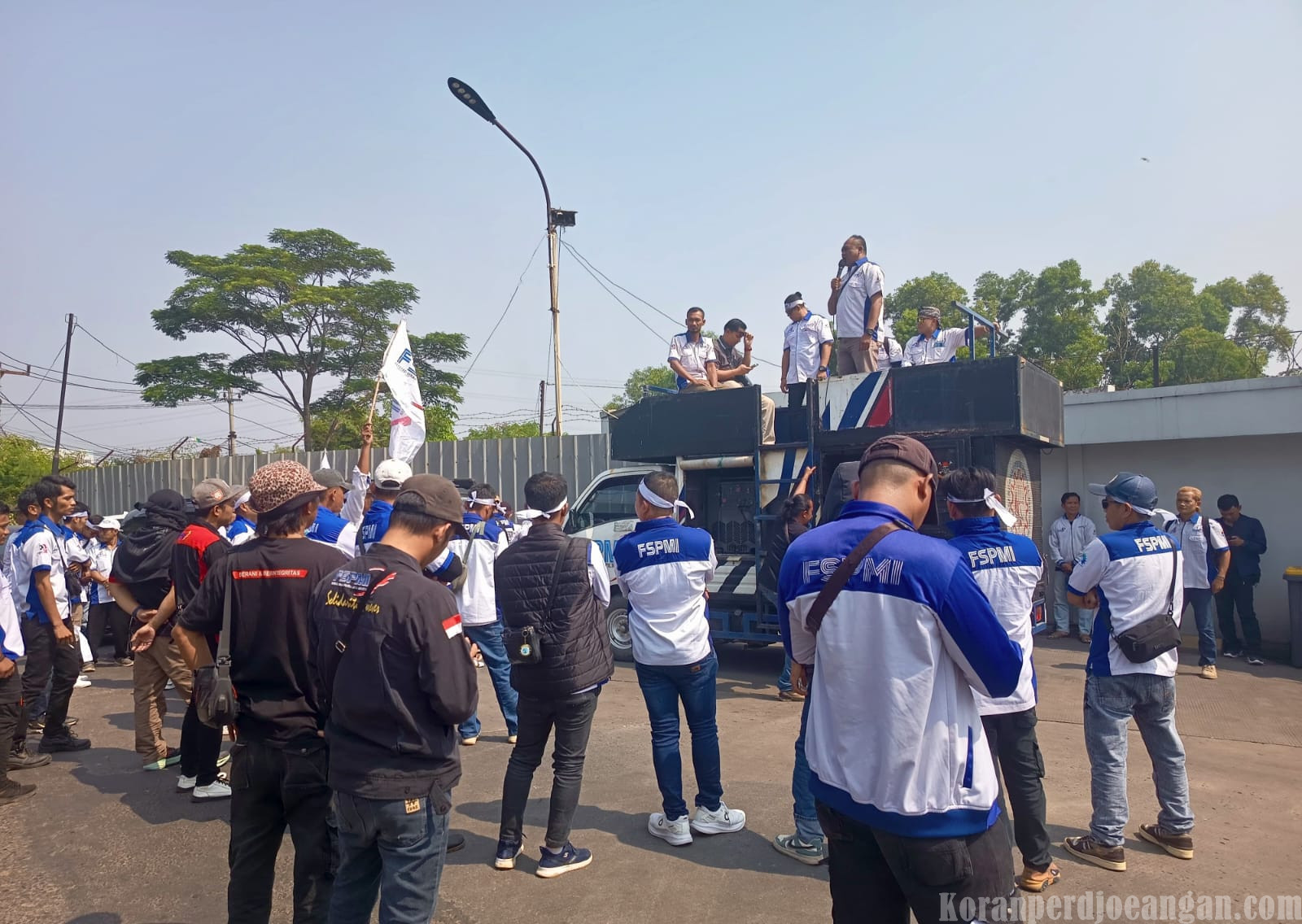 PUK SPAI FSPMI PT. QL Agrofood Gelar Aksi Unjuk Rasa, Tuntut Pekerja Dipekerjakan Kembali