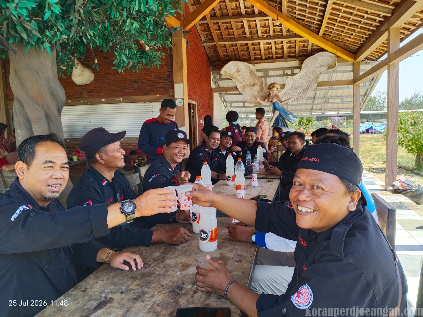 Di Sela Musda II Garda Metal FSPMI Tuban, Pangkornas dan Korwil Jatim Nikmati Legen Khas Tuban