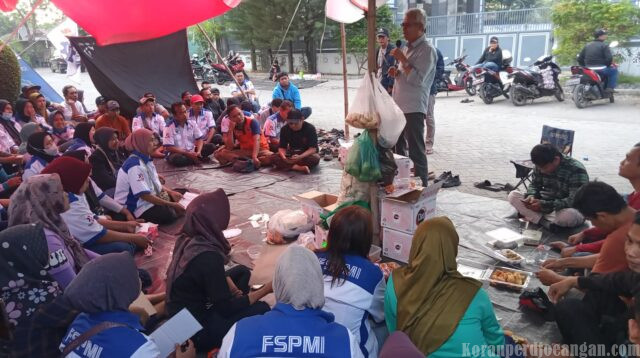 Sekretaris Umum PP SPLP FSPMI Ganang Kunjungi Aksi PUK PT Sari Murni Jaya, Tegaskan Siap Bawa Kasus ke Tingkat Pusat