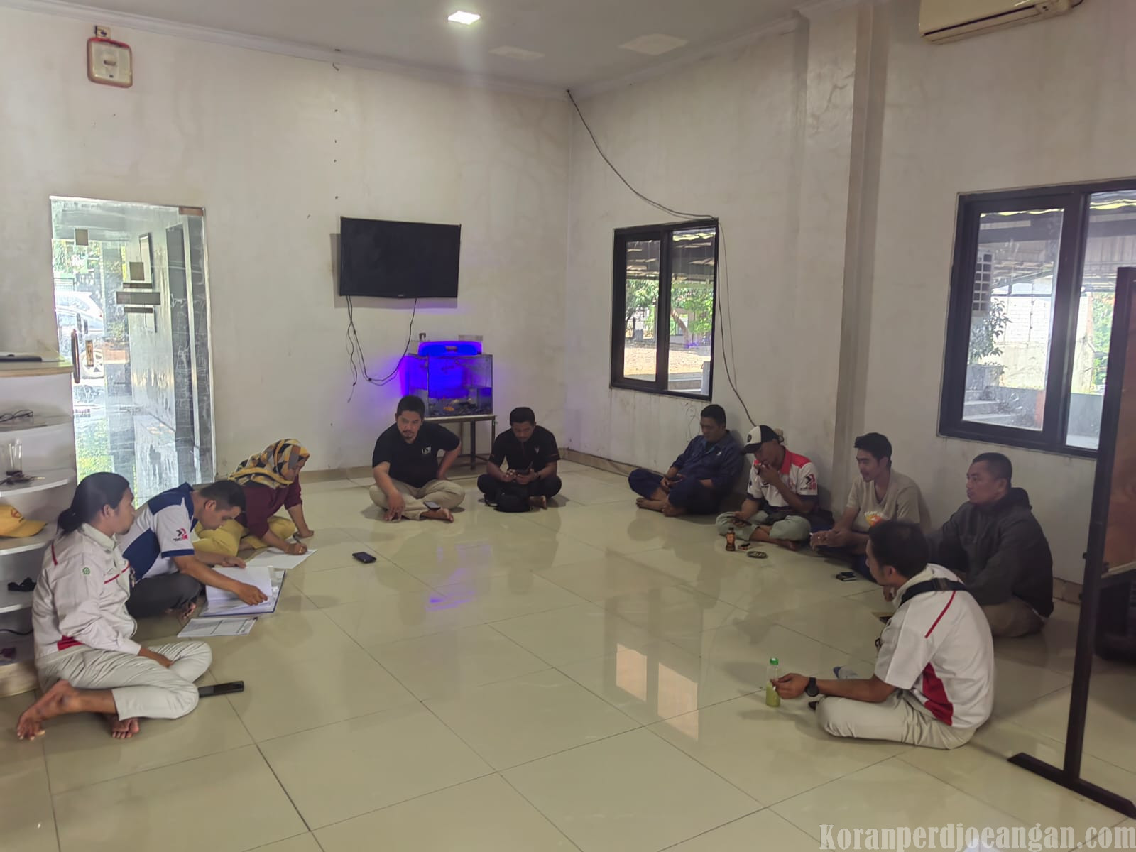 Panitia MUSCAB IV PC SPAMK FSPMI Purwakarta Gelar Rapat Evaluasi: Acara Berjalan Lancar dan Kondusif