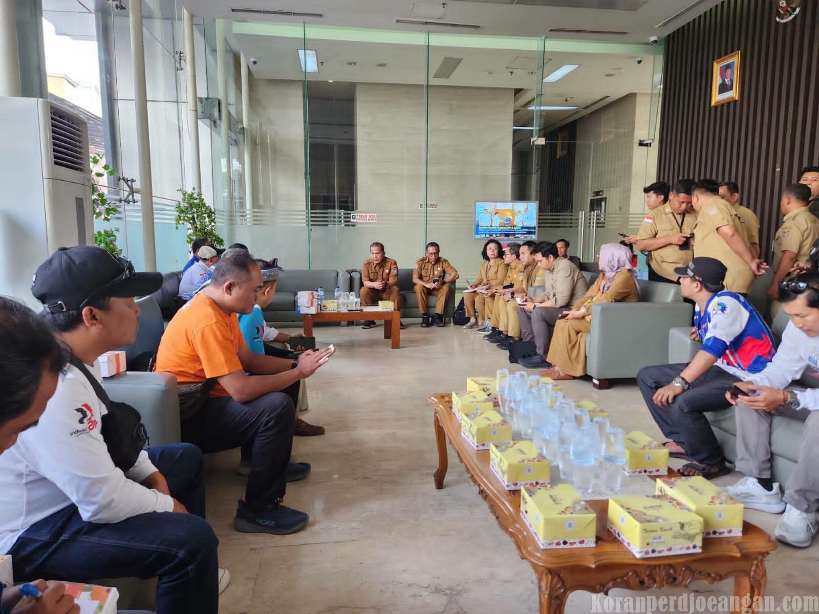 Diskusi dengan Kemendagri, Perwakilan FSPMI Desak Pelaksanaan Putusan PTUN Bandung Soal UMSK 2026