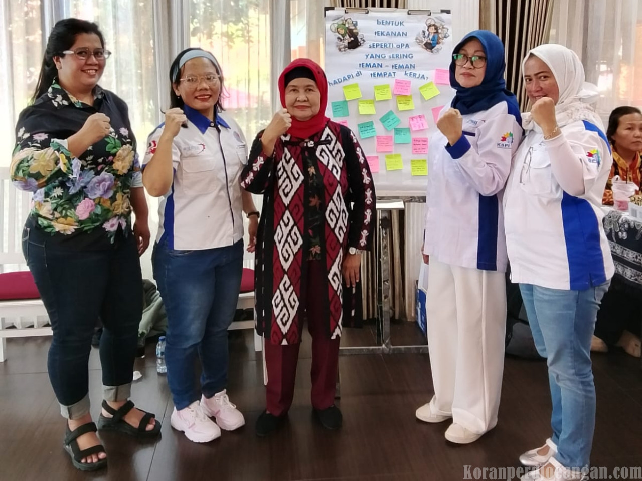 Seminar Mental Health bagi Pekerja Perempuan: Sehat Mental, Kerja Produktif
