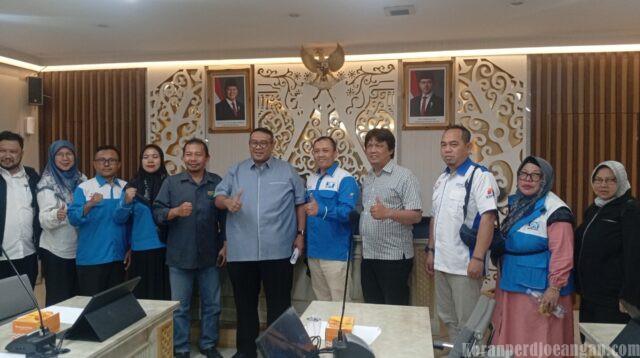 Dalam Audiensi dengan Buruh KSPI, DPRD Provinsi Jabar: Buruh Membutuhkan Upah Layak, Bukan Sekadar Upah Minimum