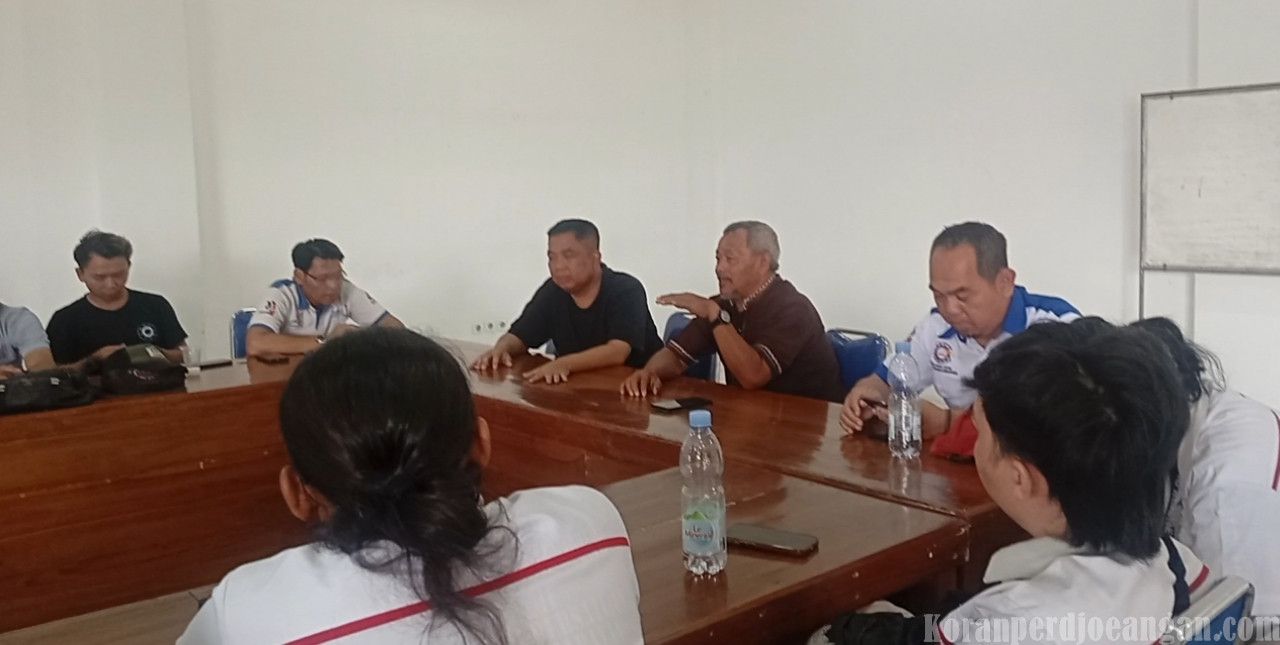 Ketua KC FSPMI Purwakarta: Organisasi Harus Tetap Bergerak, Jangan Menunggu Ada Uang