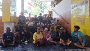 Exco Partai Buruh Jakarta Barat Gelar Penyuluhan bagi Tunawisma di Kota Tua, Desak Negara Hadir