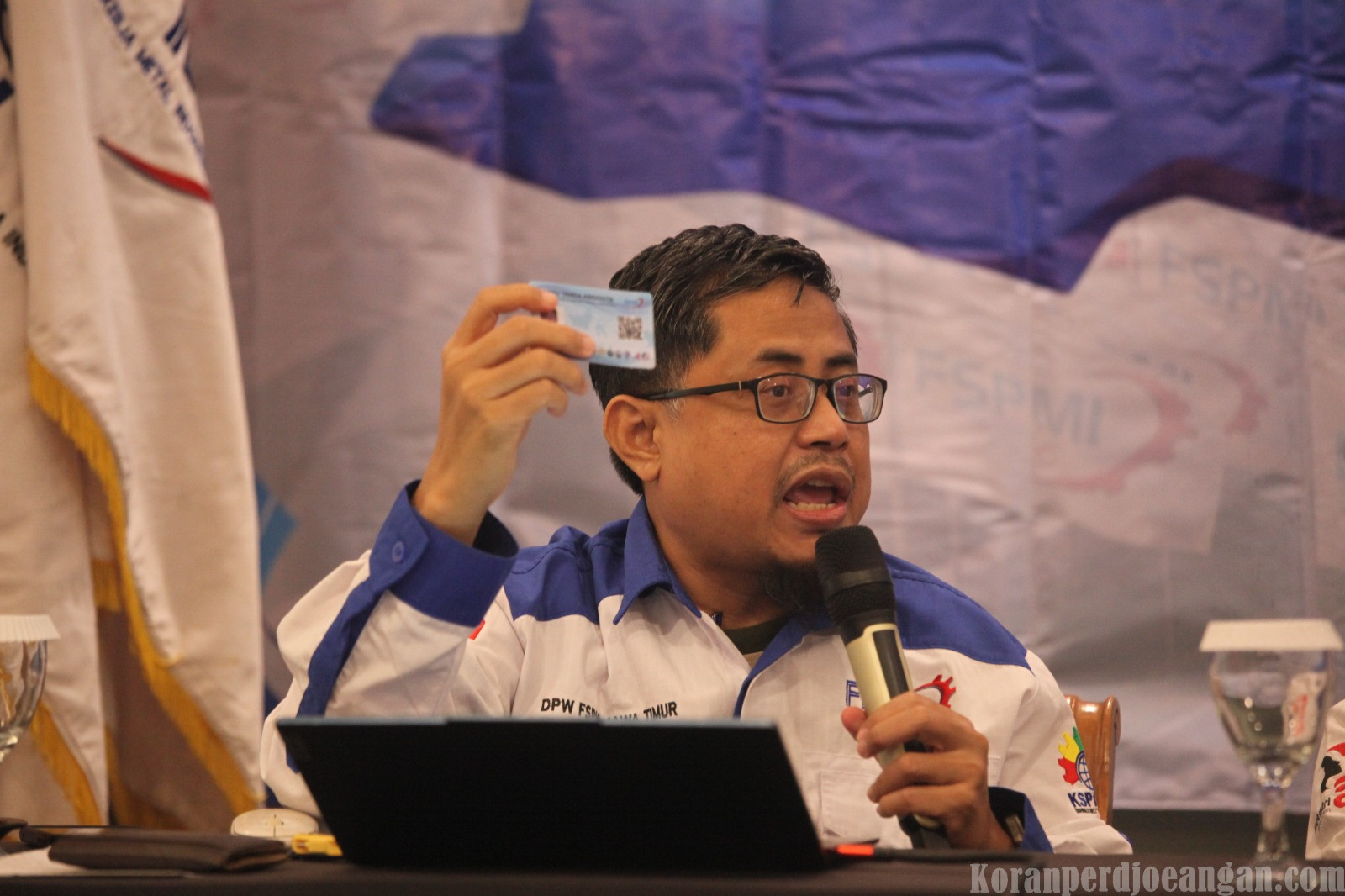 Di Tengah Rakerwil DPW FSPMI Jatim, Ternyata Gubernur Umumkan Diskon Pajak Kendaraan 20 Persen