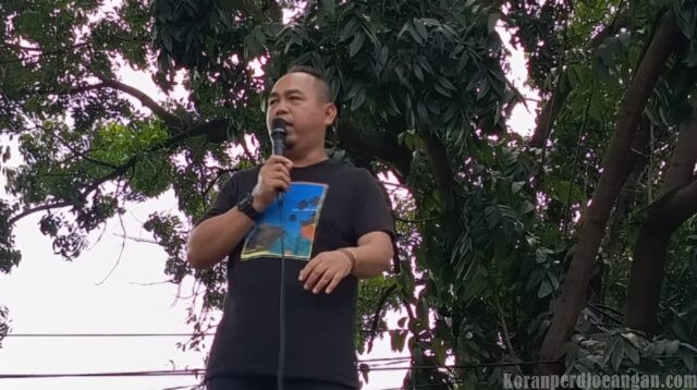 Sidang Gugatan terhadap FSPMI Kembali Molor, Massa Buruh Kritik Ketidakpastian Proses Persidangan