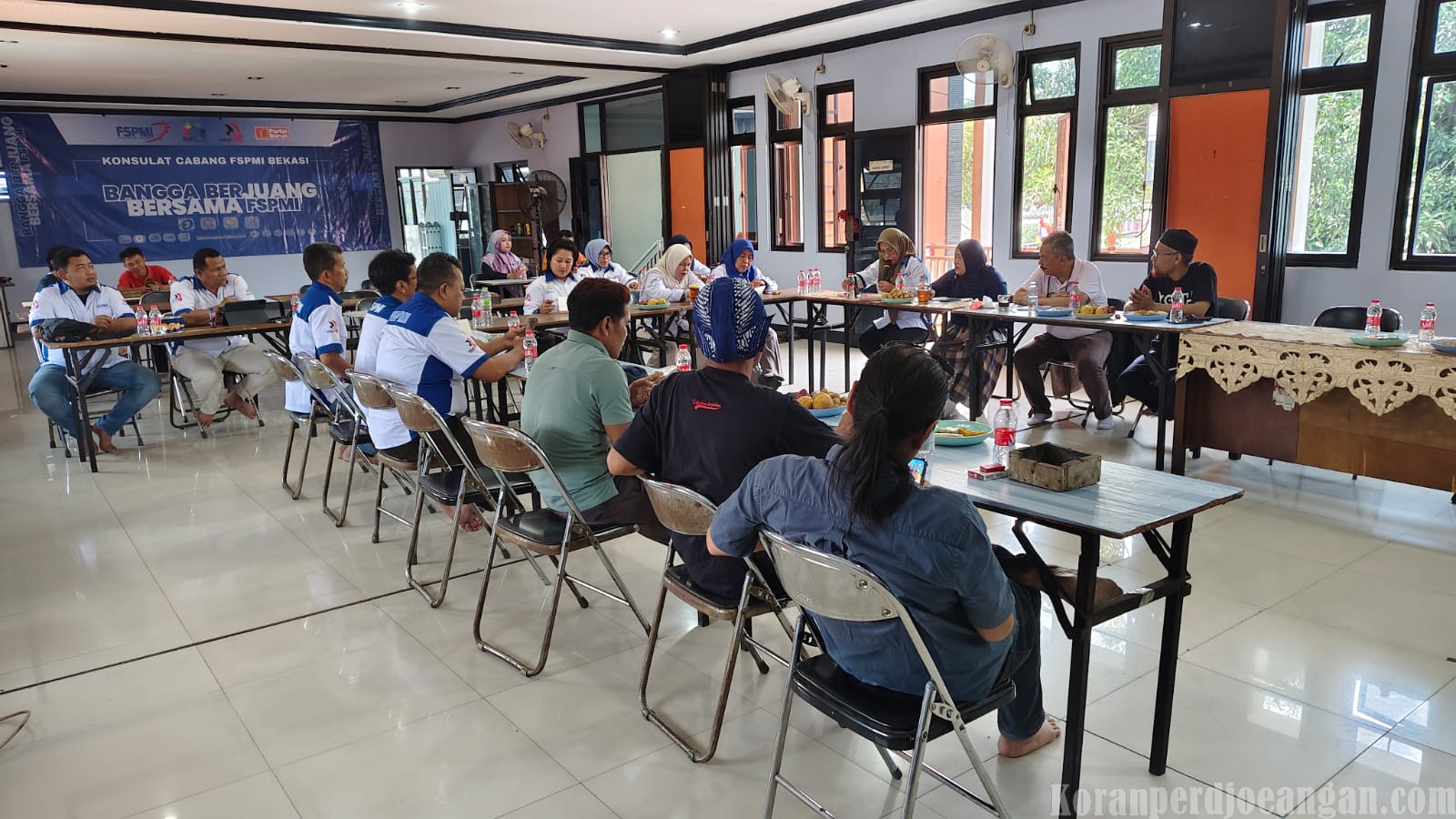 Pilar FSPMI Diapresiasi LO Norway Asia Pasifik Saat Kunjungi KC FSPMI Bekasi