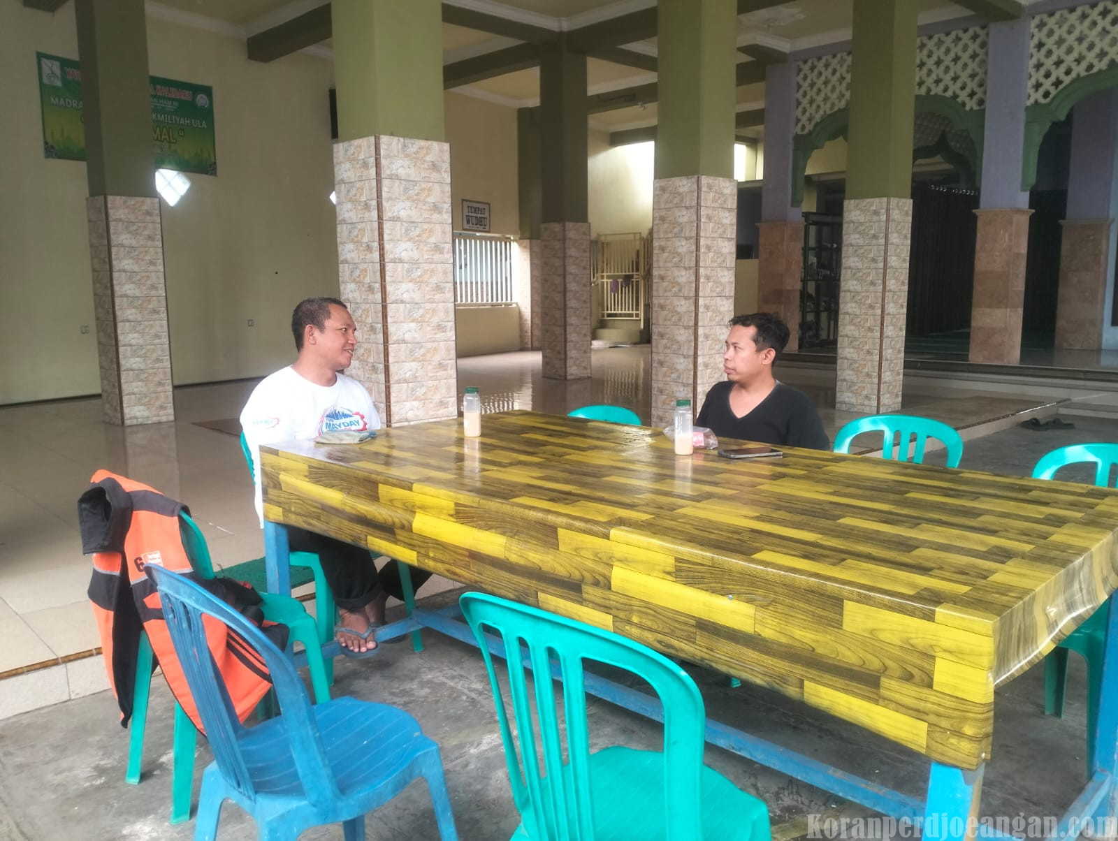 Berbagi Duka, Menguatkan Sesama: Solidaritas Keluarga Besar FSPMI dalam Merawat Silaturahmi