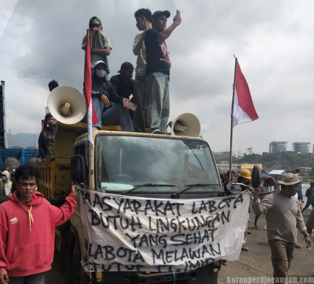 Puluhan Warga Desa Labota dan Mahasiswa Gelar Aksi di Kawasan Industri IMIP Morowali