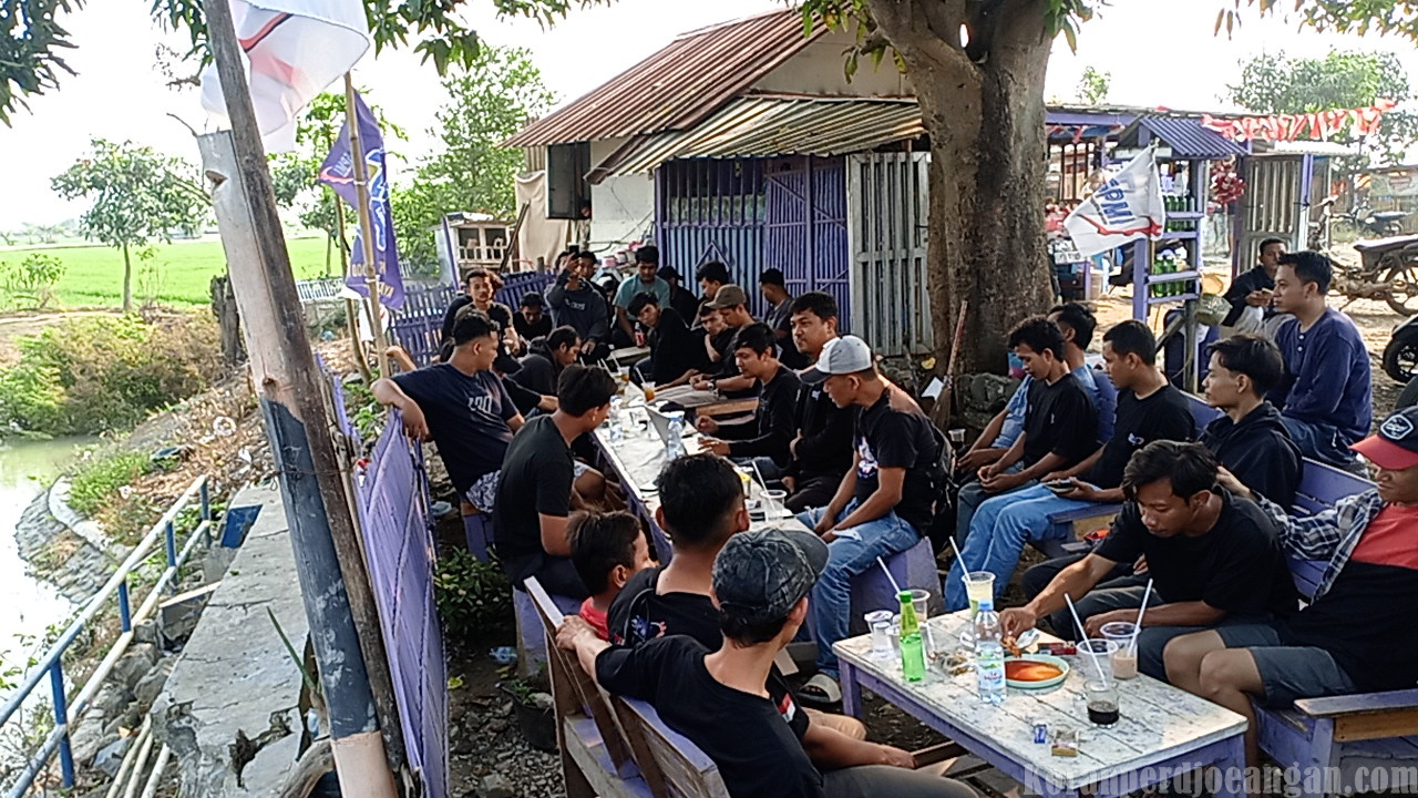 Pengurus Pimpinan Unit Kerja Serikat Pekerja Logam Dan Pertambangan FSPMI PT Food Packaging Jaya Gelar Rapat Internal, Bahas Isu Ketenagakerjaan hingga Penguatan Organisasi