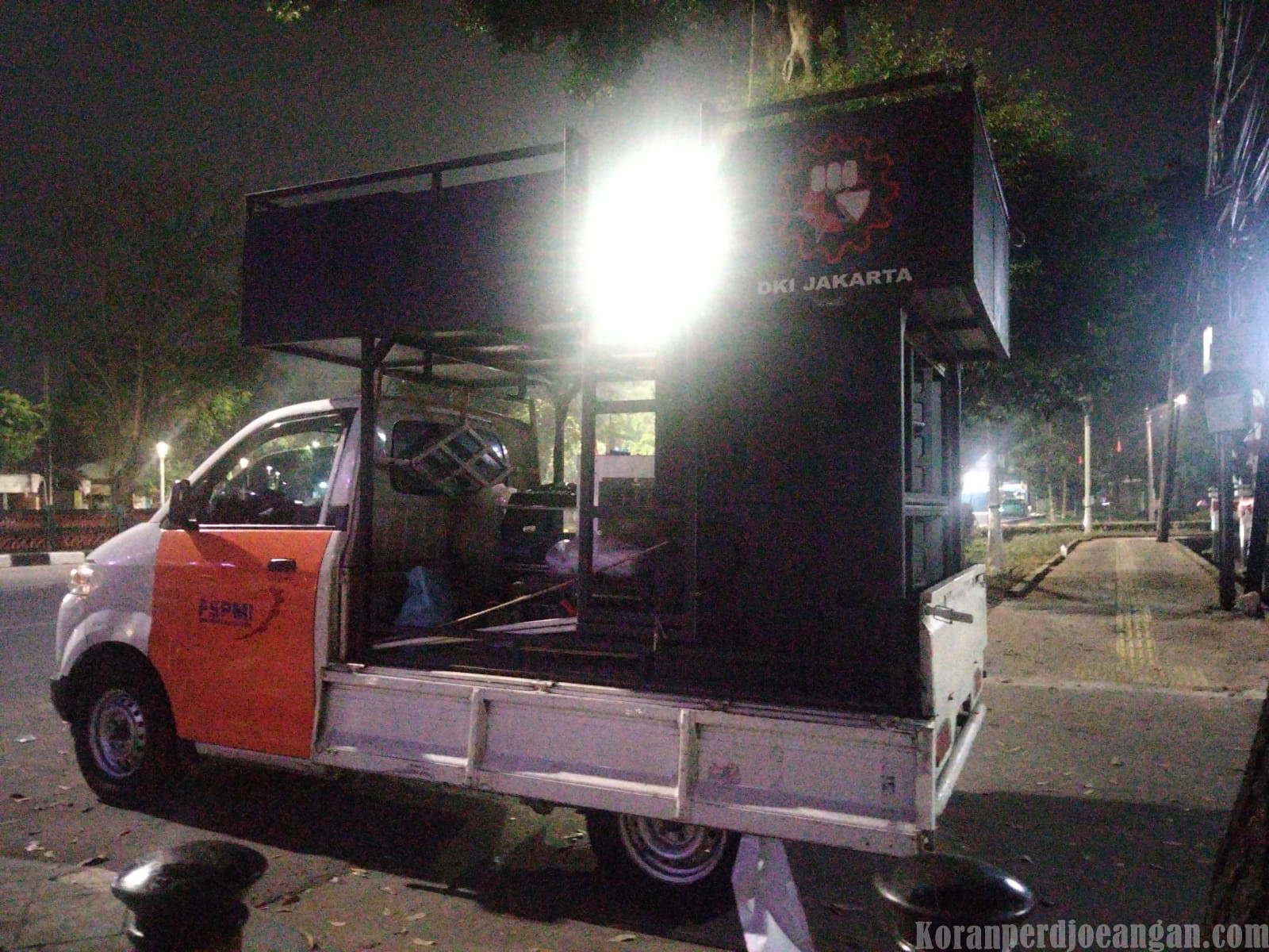 Sidang Putusan Sela Perkara 155: Garda Metal FSPMI Kawal Tegaknya Keadilan di PN Jakarta Timur