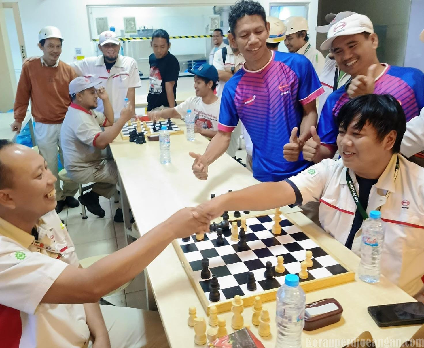 Serikat FSPMI HMMI Menang Di Pertandingan Awal Cabang Catur Hino Sport HUT RI ke-81