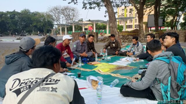 Bahas Strategi Perjuangan, Forum Komunikasi Buruh Kota Bekasi Adakan Rapat Koordinasi