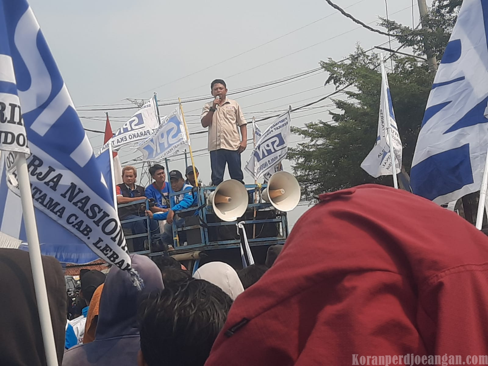 Aksi Unjuk Rasa Pekerja PT Indomarco Prismatama Lebak Banten Berlanjut hingga Perundingan