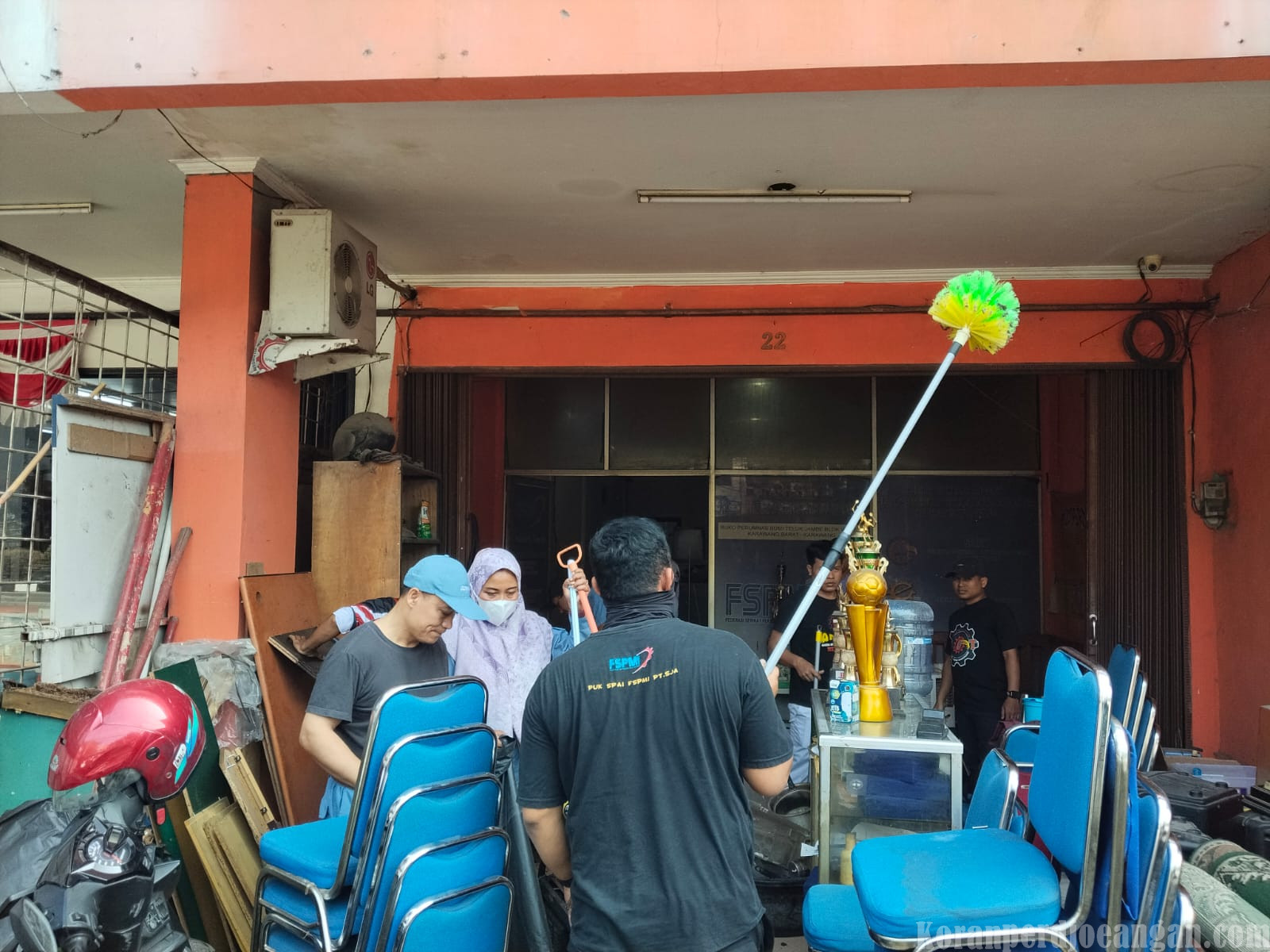Bidang Sosial SPAMK FSPMI Karawang Gelar Jumsih dan Jumber, Perkuat Kepedulian dan Kebersamaan