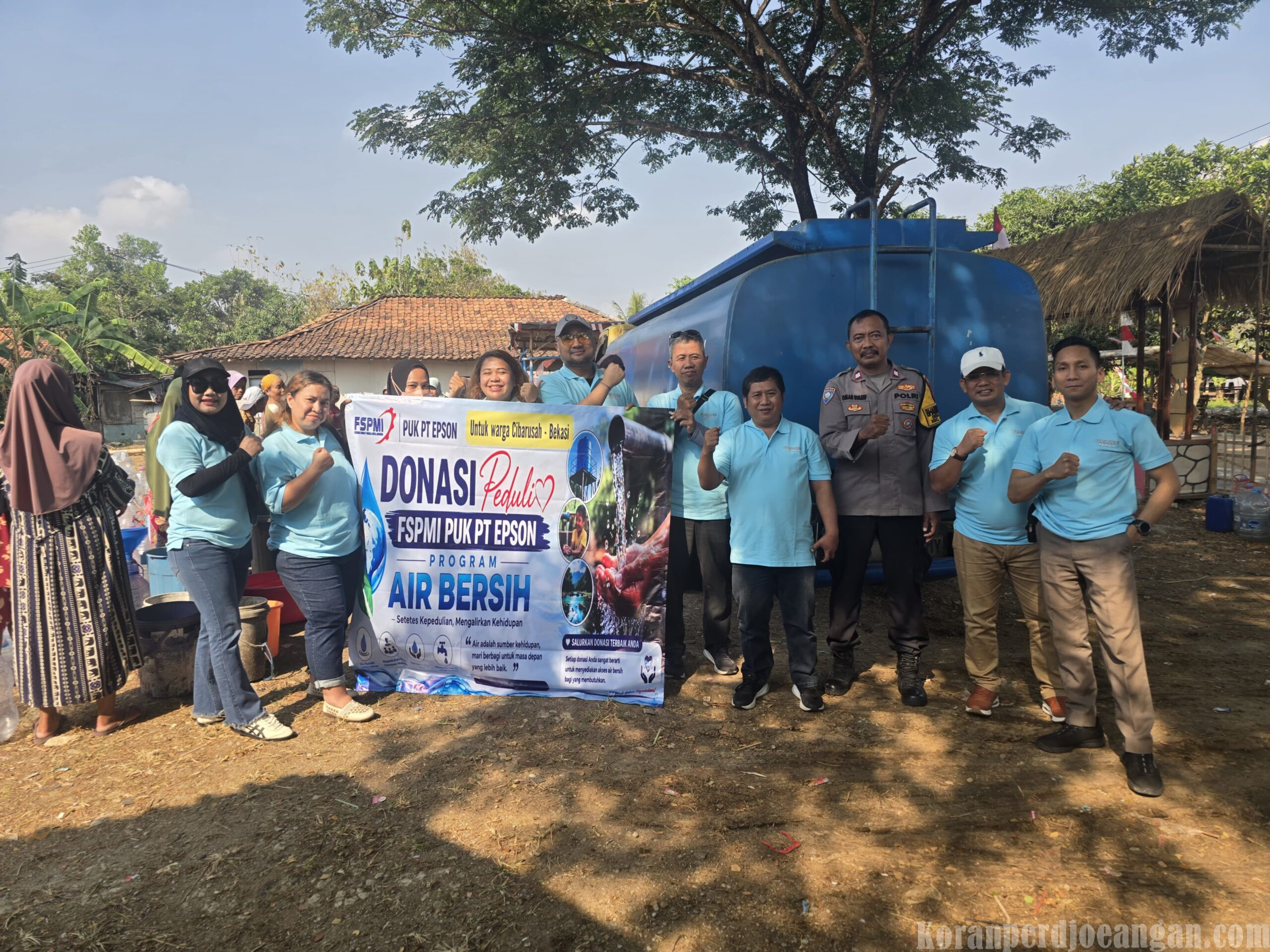 PUK SPEE FSPMI PT. Indonesia Epson Industri Salurkan Donasi Air Bersih Untuk Warga Cibarusah