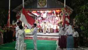 Drama Teatrikal Ramaikan Malam Puncak HUT ke-81 RI di RT007 Asri Pratama