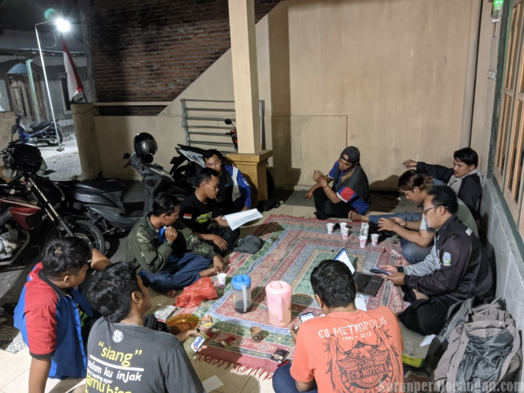 PUK PT Indomarco Prismatama Cabang Jombang Gelar Rapat Hingga Larut Malam