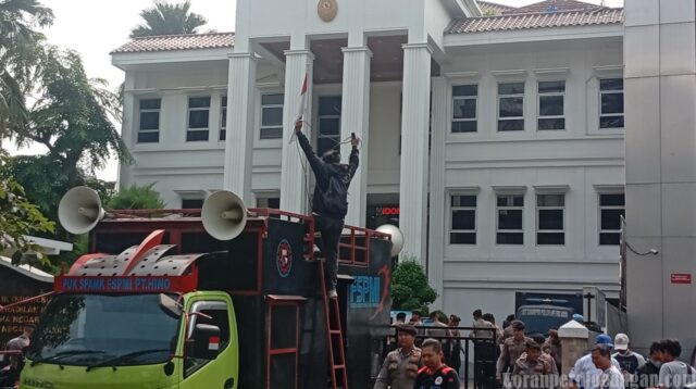 Polemik UMSK Jabar 2026 Semakin Memanas, Buruh Turun Aksi Tolak Proses Banding